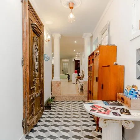 Maria Sardinha * Lisbon