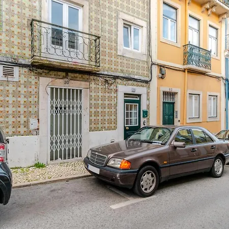 玛利亚萨丁哈公寓 * Lisboa